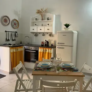 Casa vacanze Rossaroll, Noto